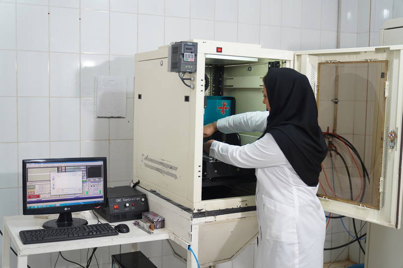 آزمایشگاه سرو آب سروستان